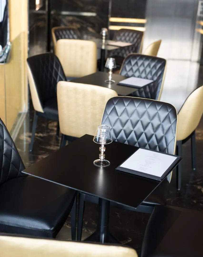 H Hotel & Spa - Adults Only Saint Julian's 4*,